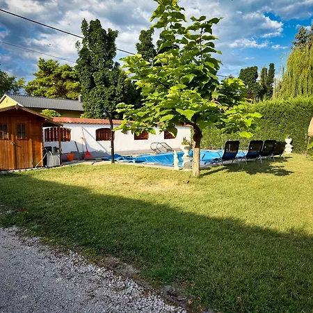 Apartmenthaus Claudia * Замарди