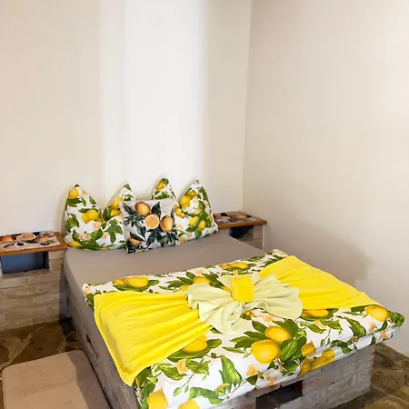 Apartmenthaus Claudia Апарт-отель Замарди