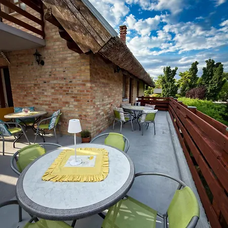 Apartmenthaus Claudia Апарт-отель