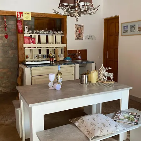 Apartmenthaus Claudia Апарт-отель *