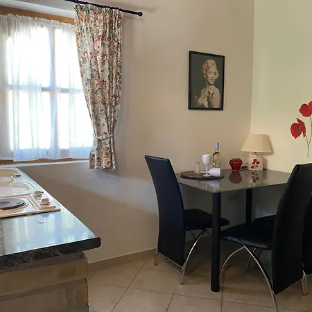 Apartmenthaus Claudia Апарт-отель *